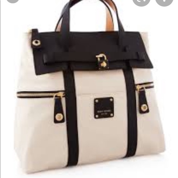 henri bendel Handbags - Henri Bendel Jetsetter Convertible Backpack Bag